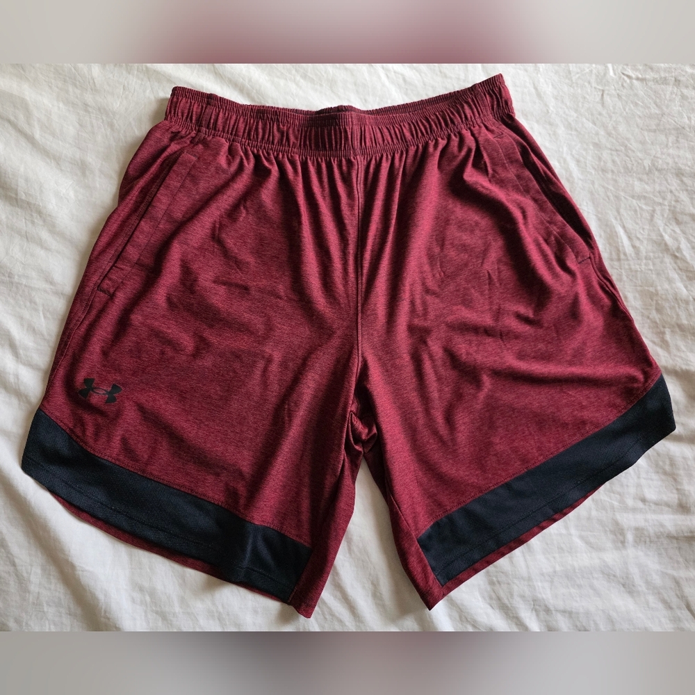Under Armour Athletic Shorts, Large, Maroon and Black